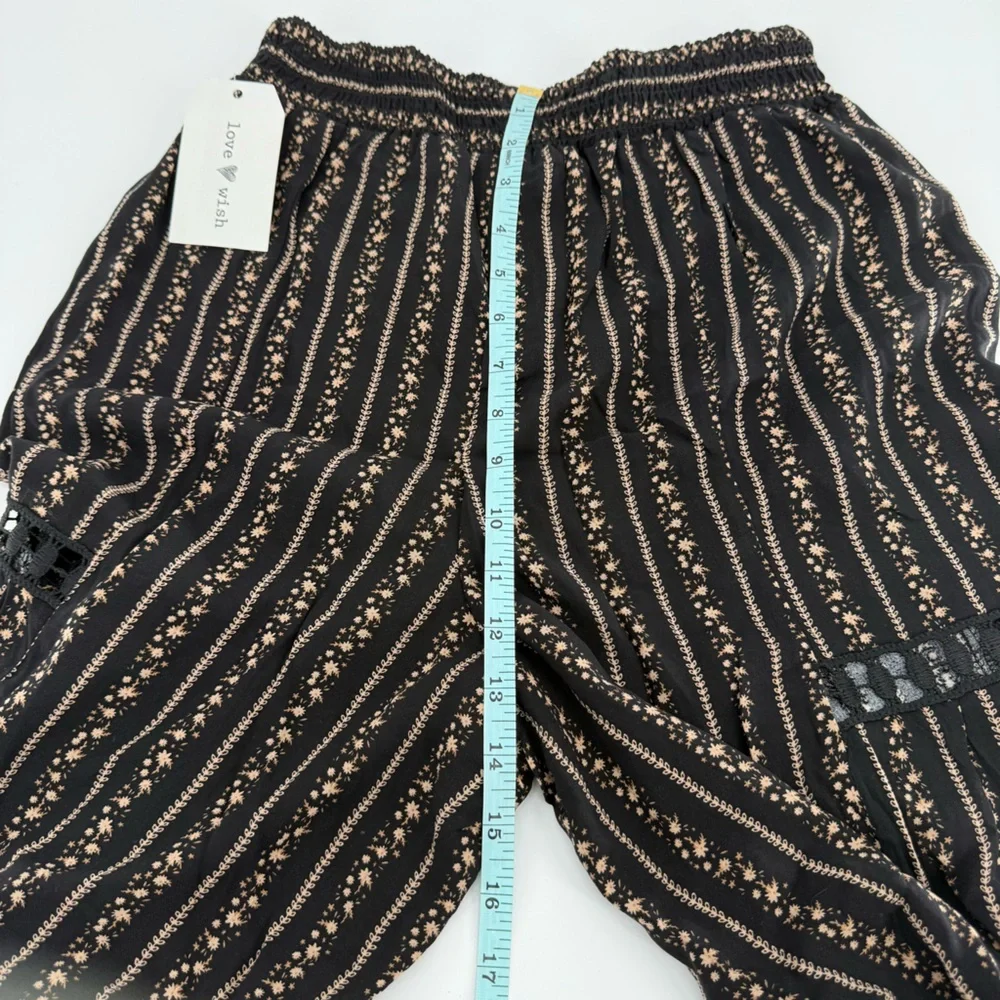 Black and Tan Wide Leg Pants with Crochet Inset - Picture 7 of 9